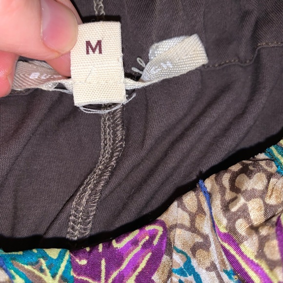 Burning Torch Tank With Colorful Neckline - Picture 4 of 16